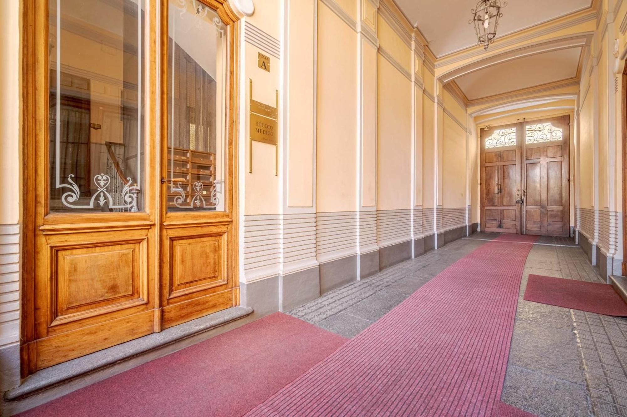 Casa Valeggio Attic Apt Few Steps From Porta Nuova Apartment Torino Exterior foto